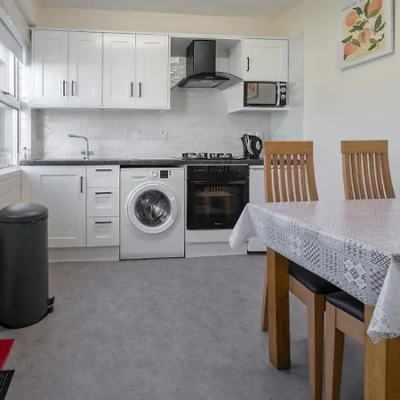 30 Marian Park - Luxury Townhouse Дом отдыха